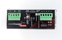 Chargeur de batterie 12v 6 Amp / 24v 5 Amp InteliCharger 120 12-24 ComAp